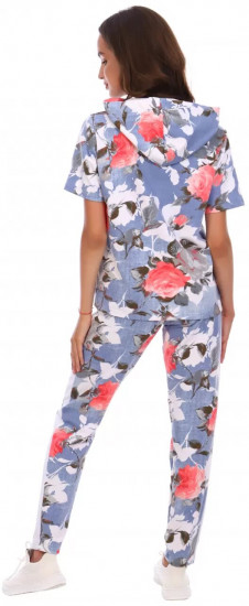 Костюм женский