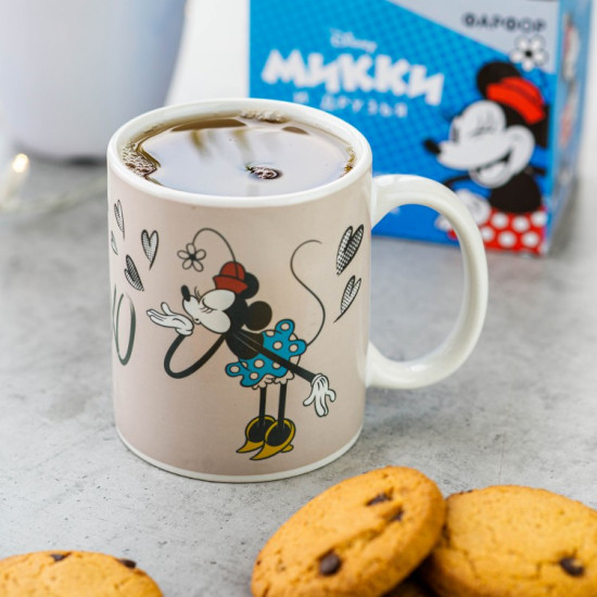 Кружка-хамелеон «Воздушный поцелуй»