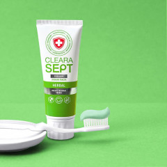 Зубная паста «Herbal. Лекарственные травы» - Фото 1