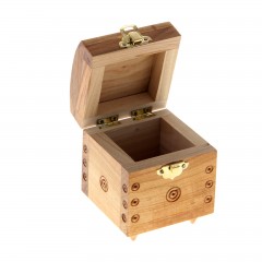 Шкатулка сундучок деревянная, ручная работа, резная, цвет в ассортименте - Фото 1