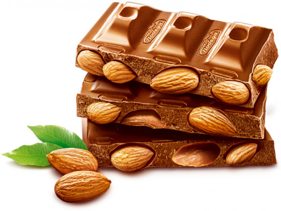 Шоколад молочный без сахара с миндалем