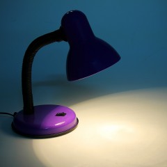 Настольная лампа с кнопкой, фиолетовая - Фото 1