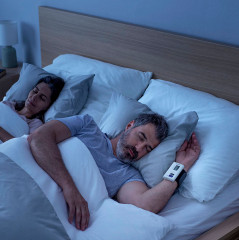 Тонометр автоматический на запястье OMRON NightView HEM-9601T-E3 - Фото 3