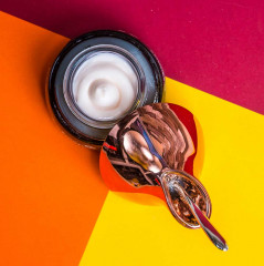 Крем для лица омолаживающий с лососевым маслом и пептидами - Фото 5