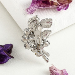 Брошь «Веточка с цветами» - Фото 1