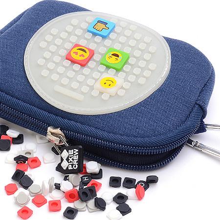 Сумочка с карабином