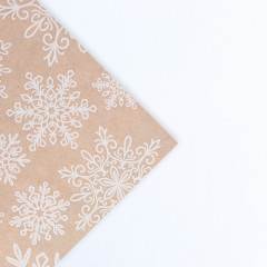 Бумага упаковочная крафтовая «Снежинки» - Фото 2
