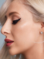 Подводка для глаз «Revolution Renaissance Flick», оттенок Чёрный - Фото 5