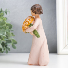 Сувенир «Девушка с букетом роз» - Фото 3