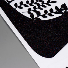 Наклейка интерьерная «Девушка в вечернем платье» - Фото 1