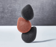 Спонж косметический с вулканическим пеплом «Jeju Volcanic Scoria Konjac Sponge» - Фото 2