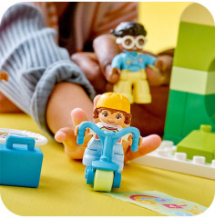 Конструктор Duplo 10992 Жизнь в детском саду. Life At The Day Nursery - Фото 7