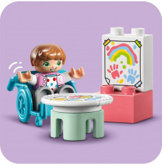 Конструктор Duplo 10992 Жизнь в детском саду. Life At The Day Nursery - Фото 12