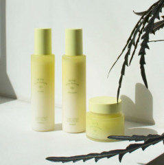 Эмульсия для лица антивозрастная с экстрактами маточного молочка и прополиса - Фото 3