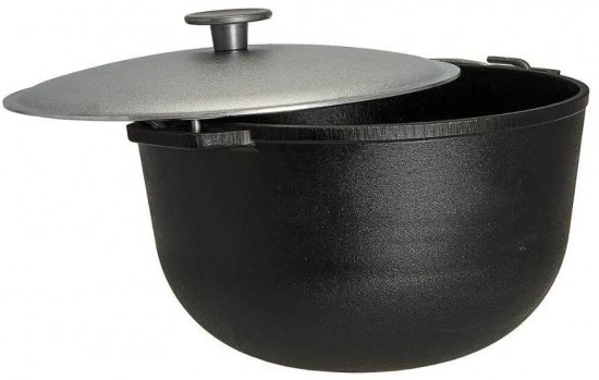 Казан походный чугунный с крышкой