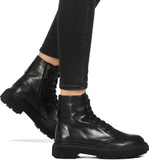 Ботинки женские