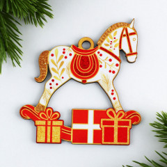 Подвеска деревянная на подложке «Конь» - Фото 1