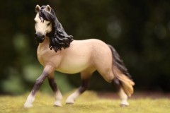 Фигурка «Андалузская кобыла» (12,6 см) - Фото 1