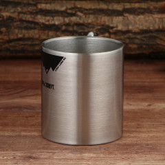 Кружка с карабином «Горы зовут» - Фото 1