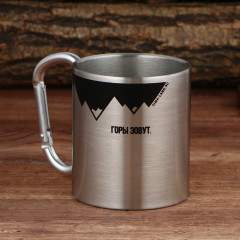 Кружка с карабином «Горы зовут» - Фото 3