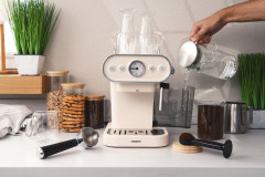 Кофеварка рожковая FCM-E15BG - Фото 2