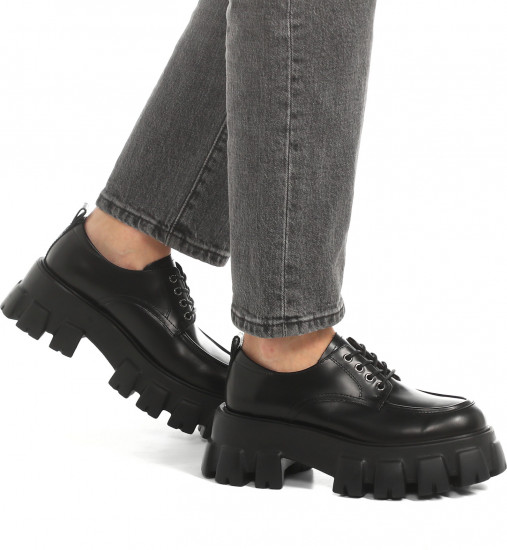 Полуботинки женские