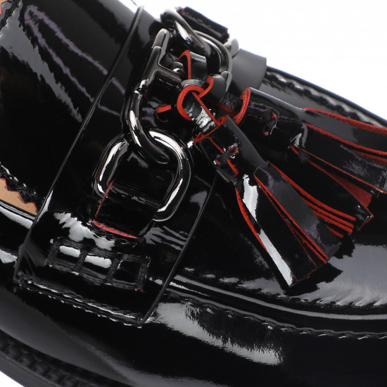 Лоферы женские