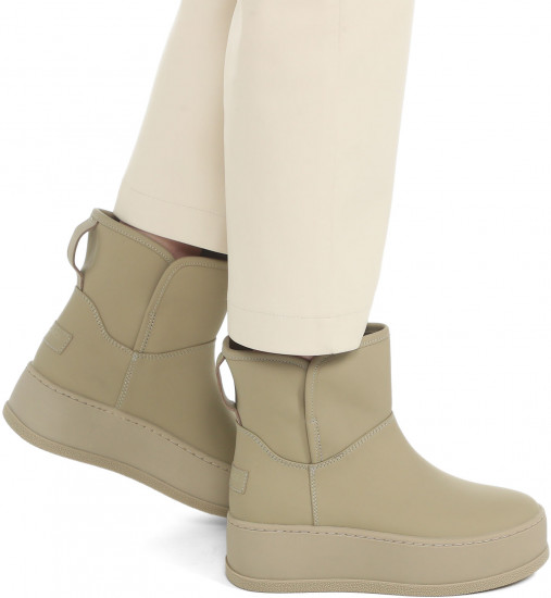 Ботинки женские