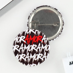 Значок «Amor» - Фото 1