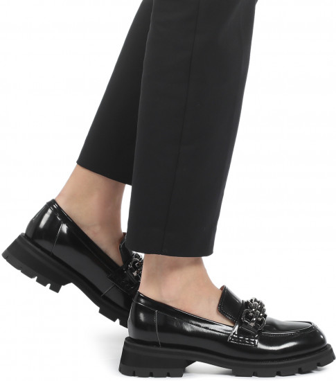 Лоферы женские