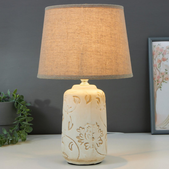 Лампа настольная