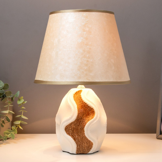 Лампа настольная
