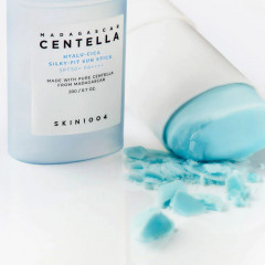 Стик солнцезащитный с гиалуроновой кислотой Madagascar Centella Hyalu-Cica SPF50+ PA++++ - Фото 1