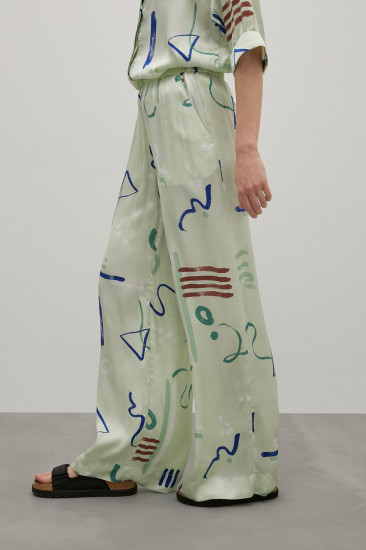 Брюки женские