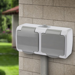 Розетка двойная с заземлением - Фото 1