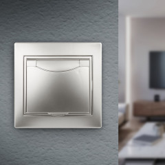 Розетка с крышкой - Фото 3