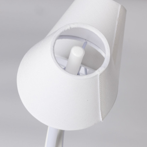 Лампа настольная