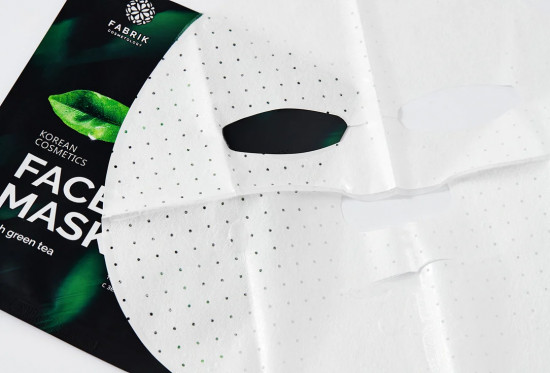 Маска для лица тканевая с зеленым чаем