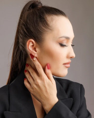 Серьги позолоченные с крупным камнем - Фото 13