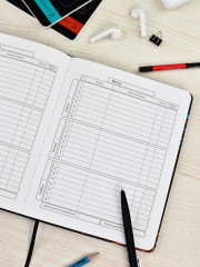 Дневник школьный «Наушники» - Фото 2