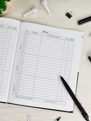 Дневник школьный «Фразы с характером» - Фото 10