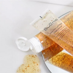 Гель для умывания с лепестками роз «Bueno Pure Moonlight Rose Floral Cleanser» - Фото 1