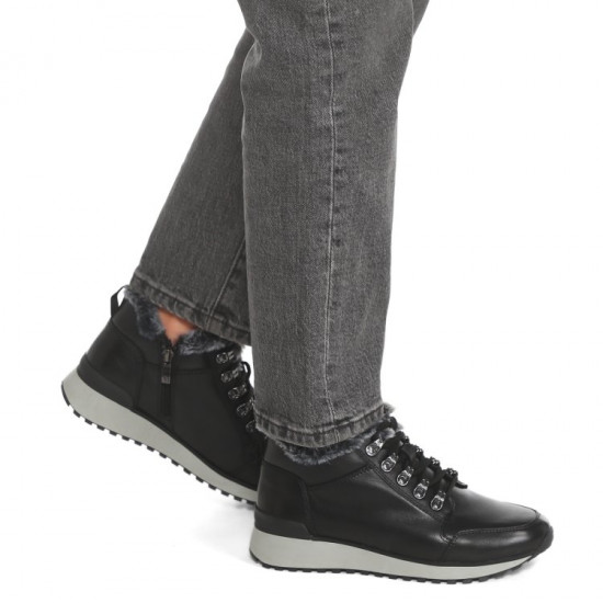 Кроссовки высокие женские