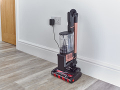 Пылесос вертикальный IZ400EU - Фото 7