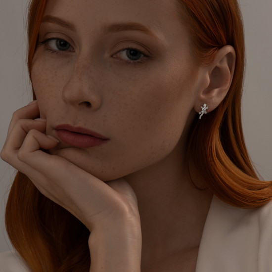 Серьги из серебра с фианитами