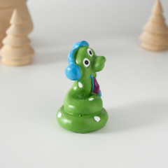 Фигурка сувенирная «Змей в наушниках с магнитофоном» - Фото 2