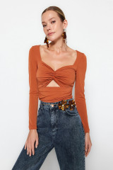 Блузка женская - Фото 1