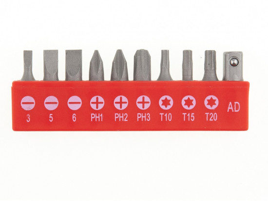 Отвертка с набором бит