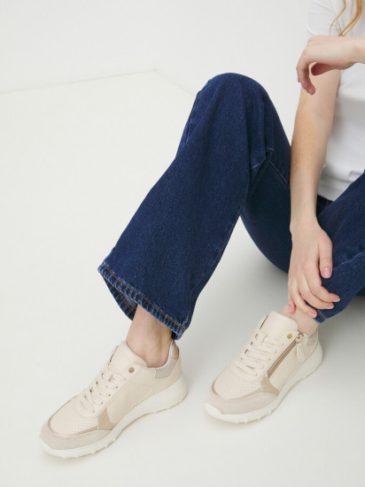 Кроссовки женские