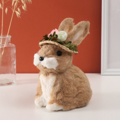 Фигурка «Кролик в соломенной шляпке с цветами» - Фото 3